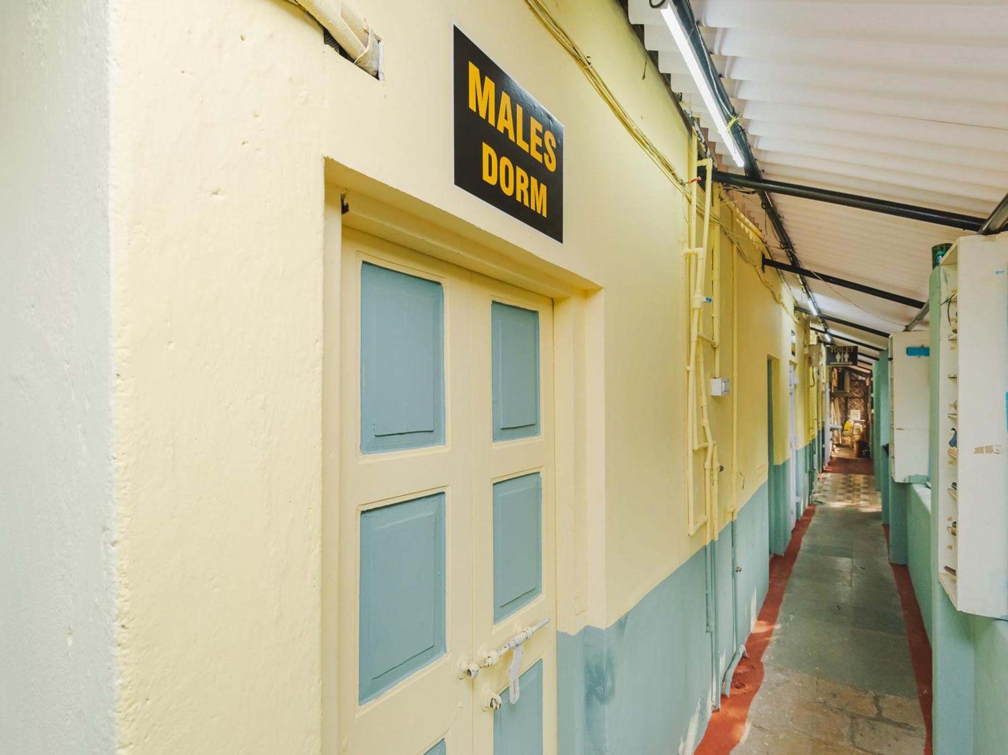 New Dormitory Afra - Mumbai — Photos 2